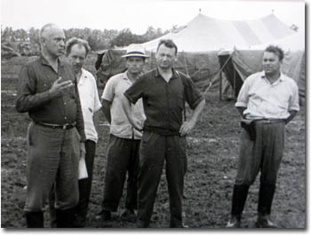 ett gäng missilmän.jpg