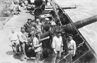 SMS_Wolf_guns_WWI_AWM_P05338.jpg