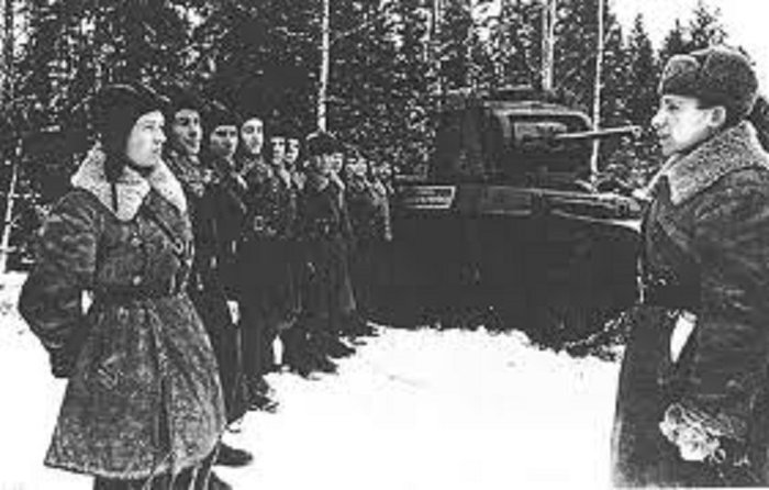 Sovjetunionens Hjältar - med Matilda.jpg