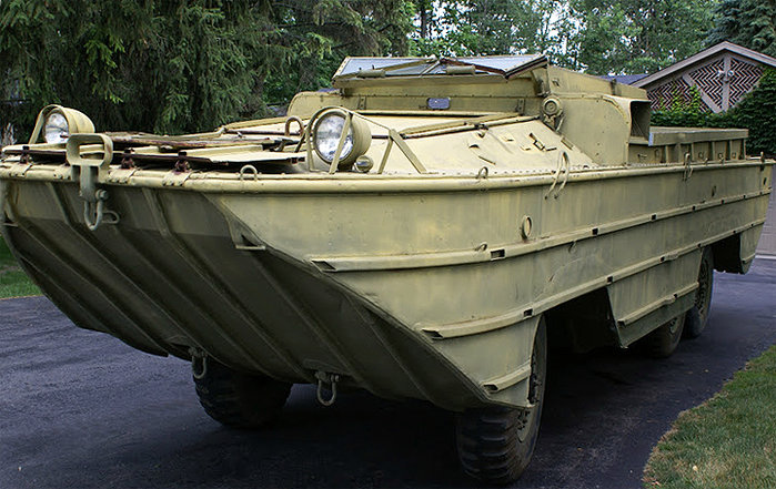 WWII-GMC-DUKW-front.jpg