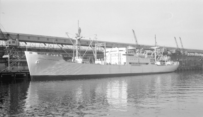 CANADIAN CRUISER 7178grt.jpg