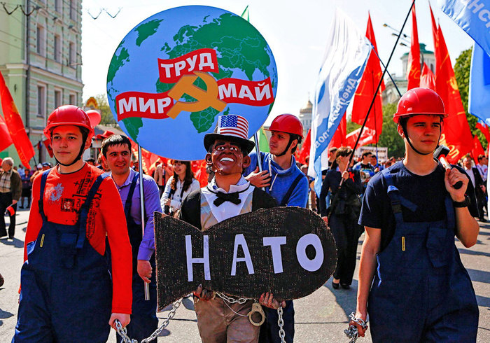 Victory Day in Donetsk.jpg