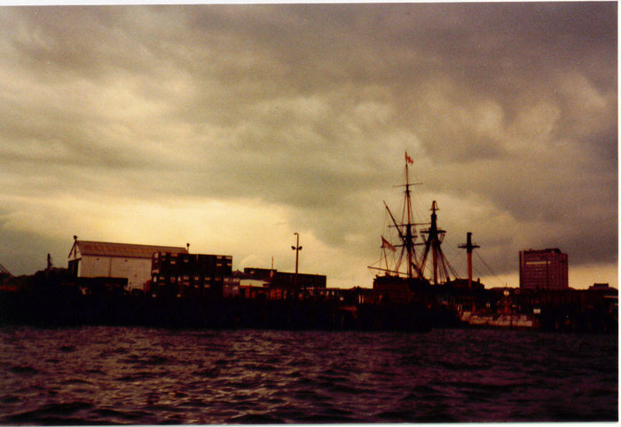 HMS%2520Victory.jpg