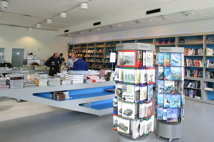 Duxford_shop.jpg