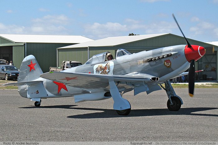 Yak-9 (Frank).jpg