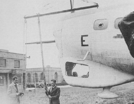 med en stor kanon.jpg