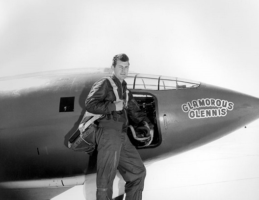 Chuck_Yeager.jpg