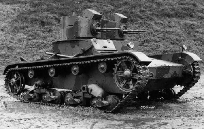 wierdtank.jpg