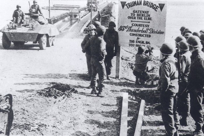 Truman Bridge vid Barby.jpg