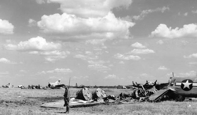 dom hade omålad blank aluminiumfinish.....jpg