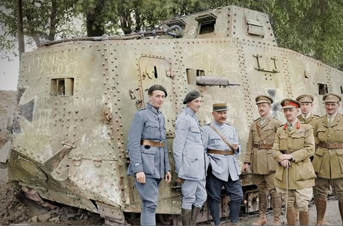 tanks2.jpg (209.52 KiB) Visad 514 gånger tanks2.jpg