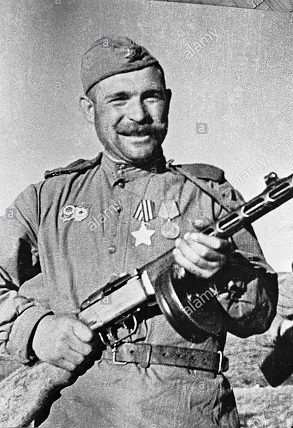 ...med sin PapaSha i nævarna.jpg