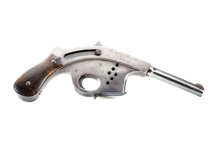 svenska Hamiltonpistolen.jpg