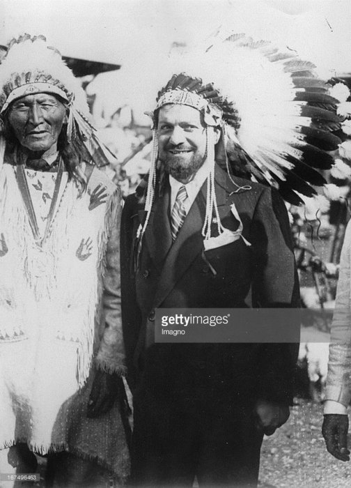 høvdingen Flygande  ørnen 1933.jpg