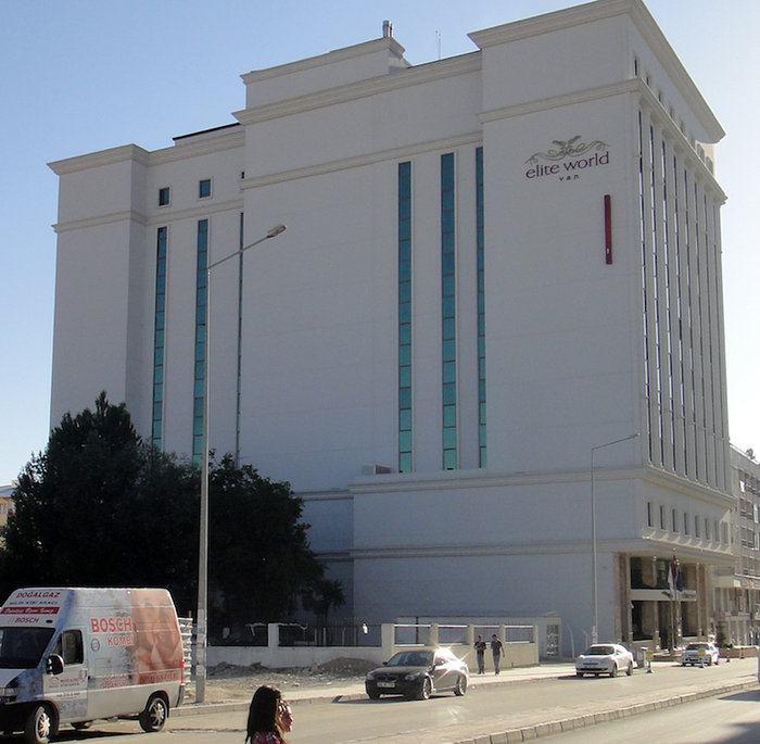 DSC04251-2.jpg
