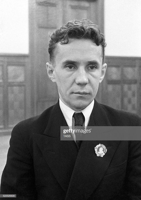 vi søker denne karls namn -.jpg