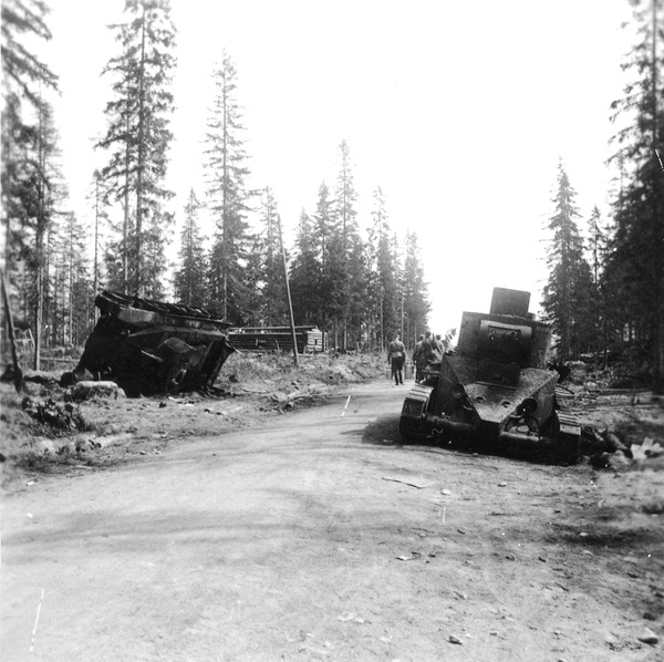 Kollaa aug 1941_ryska tanks.jpg