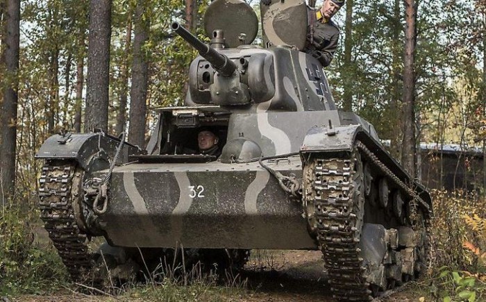 Tankovitj.JPG