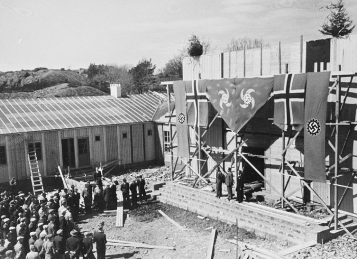 byggnaderochflaggor.jpg
