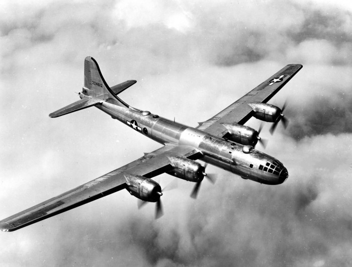 B-29_in_flight.jpg