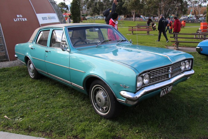 Holden 1968 Brougham Sedan.jpg