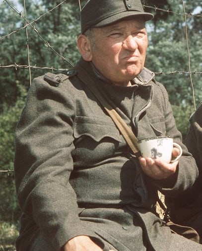 70a81a.jpg