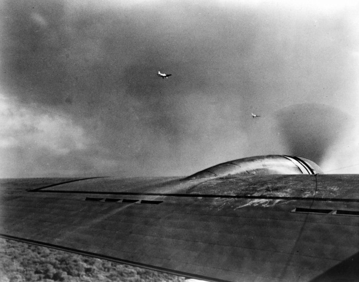 B-17_ph.jpg