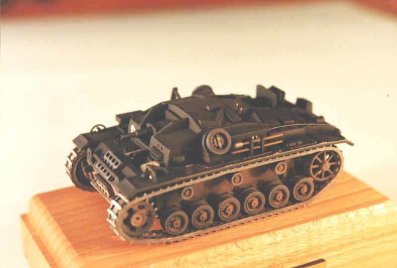 m_mik_stug3-d.jpg