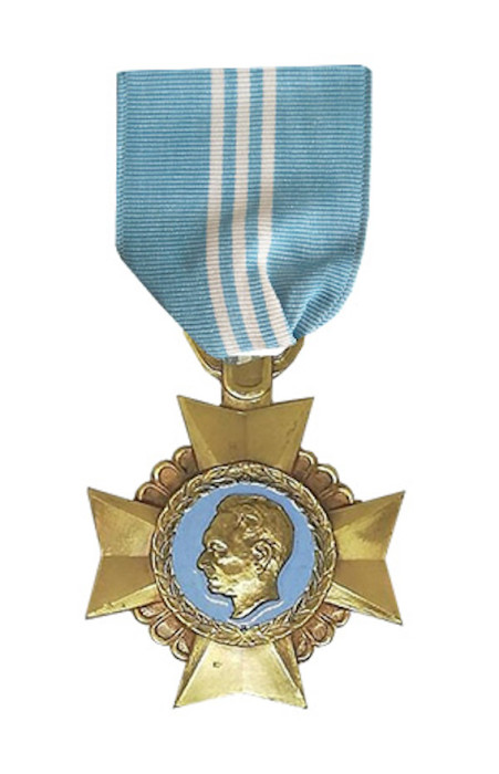 Philippines-medals_Gold-Cross.jpeg