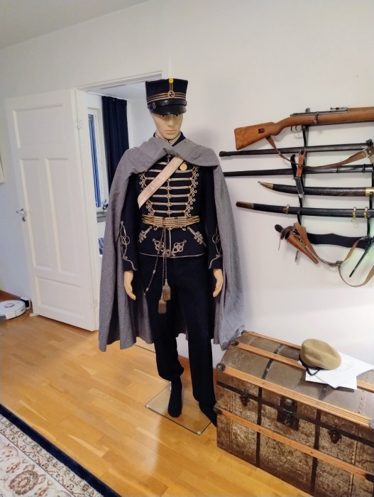 finuniform.jpg