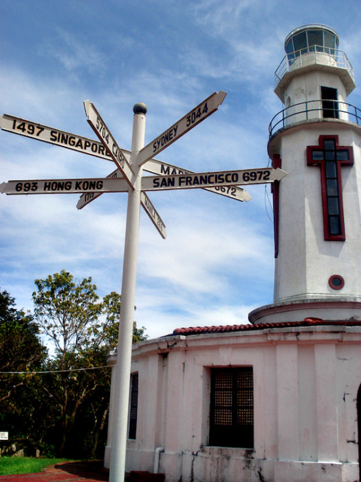 Spanish_Lighthouse_in_Corregidor_Island.jpg