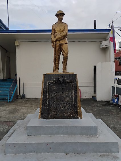 Tomas_Claudio_Monument,_Morong,_Rizal,_Nov_2025.jpg